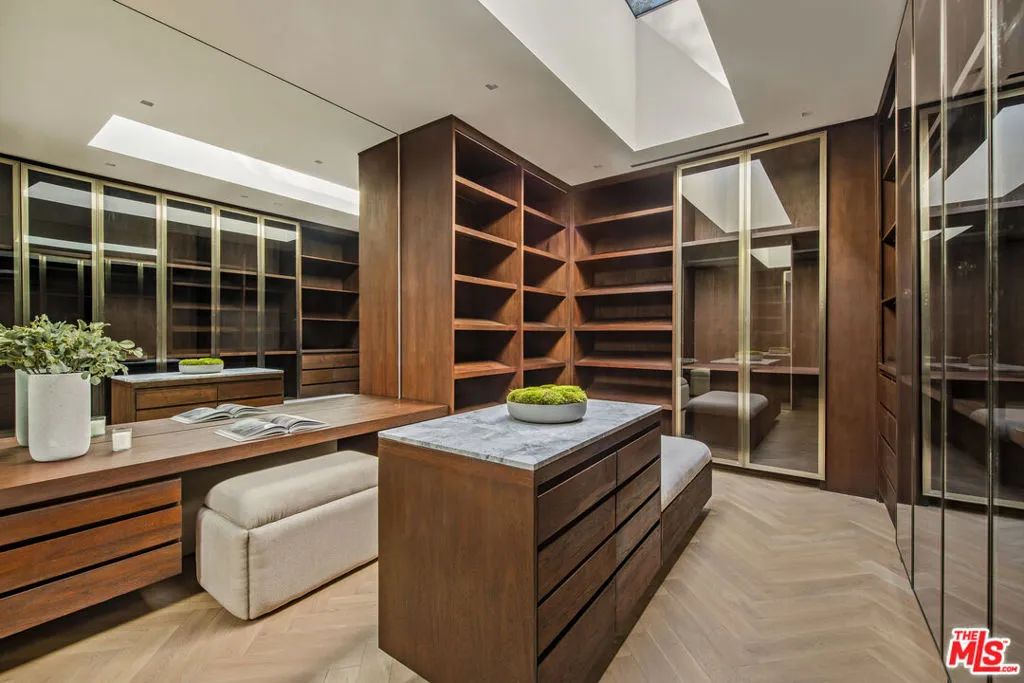 2535 Hutton Drive, Beverly Hills, California 90210 home-pic-34