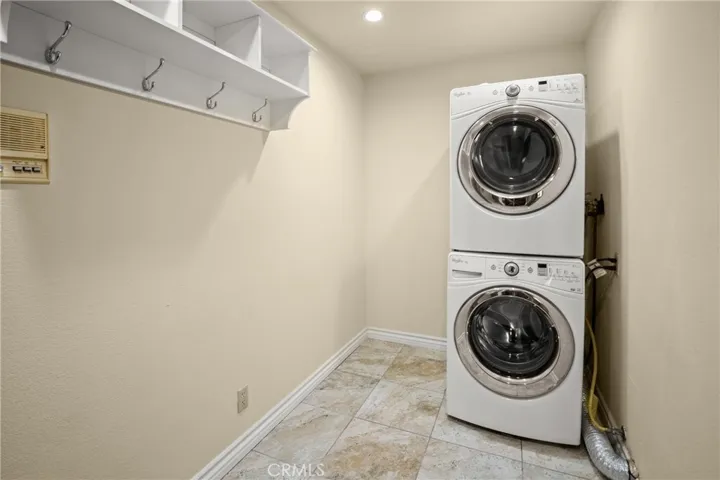 714 N Juanita Avenue B, Redondo Beach, California 90277