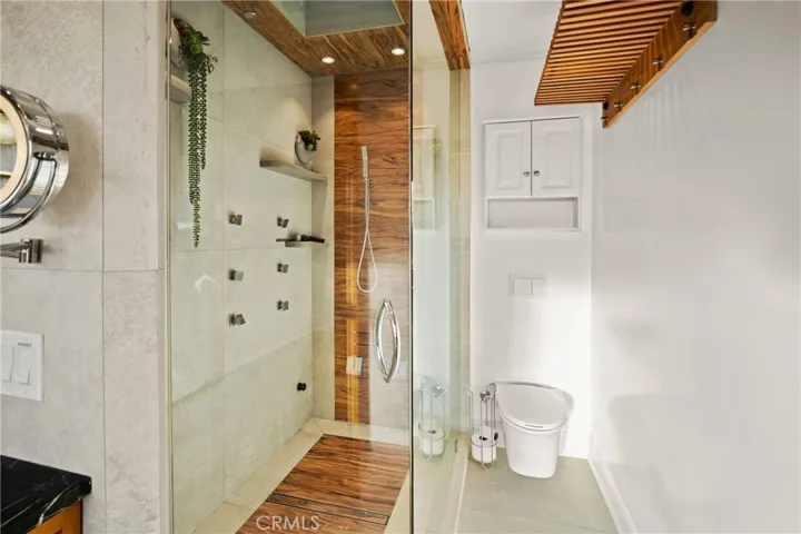 714 N Juanita Avenue B, Redondo Beach, California 90277