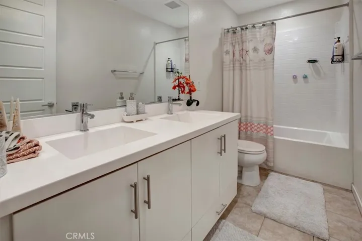 83 Prominence, Lake Forest, California 92630