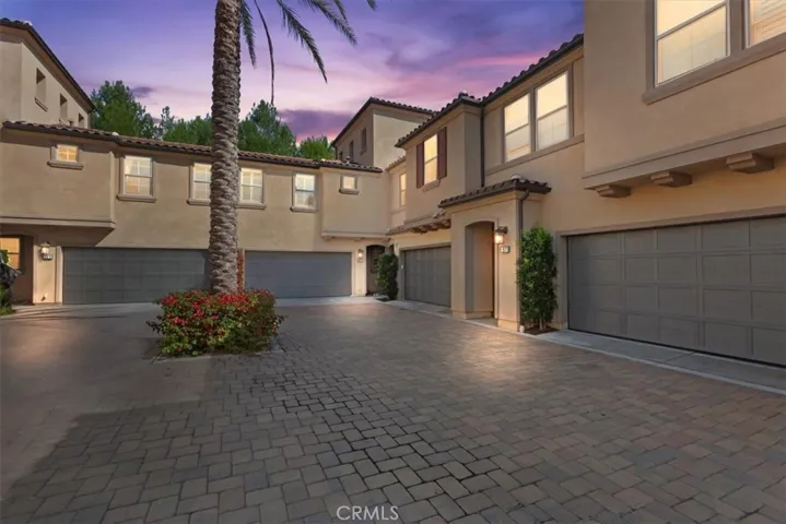 83 Prominence, Lake Forest, California 92630