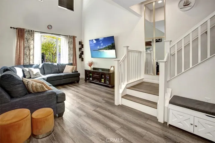 83 Prominence, Lake Forest, California 92630