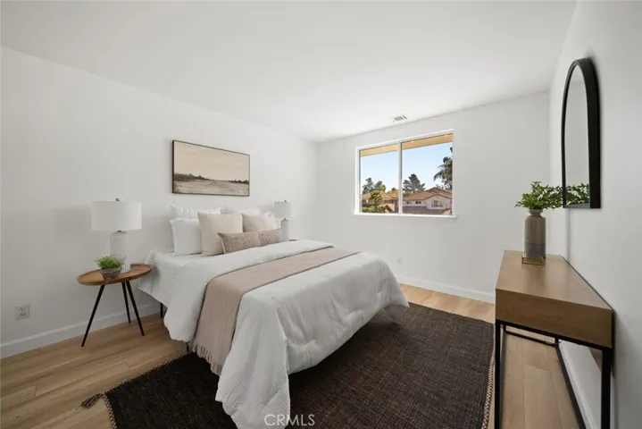 Upstairs 2nd Bedroom