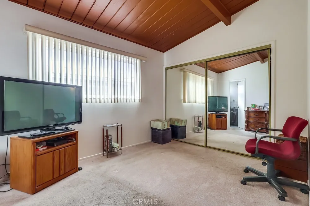 4637 N Elspeth, Covina, California 91722 home-pic-37