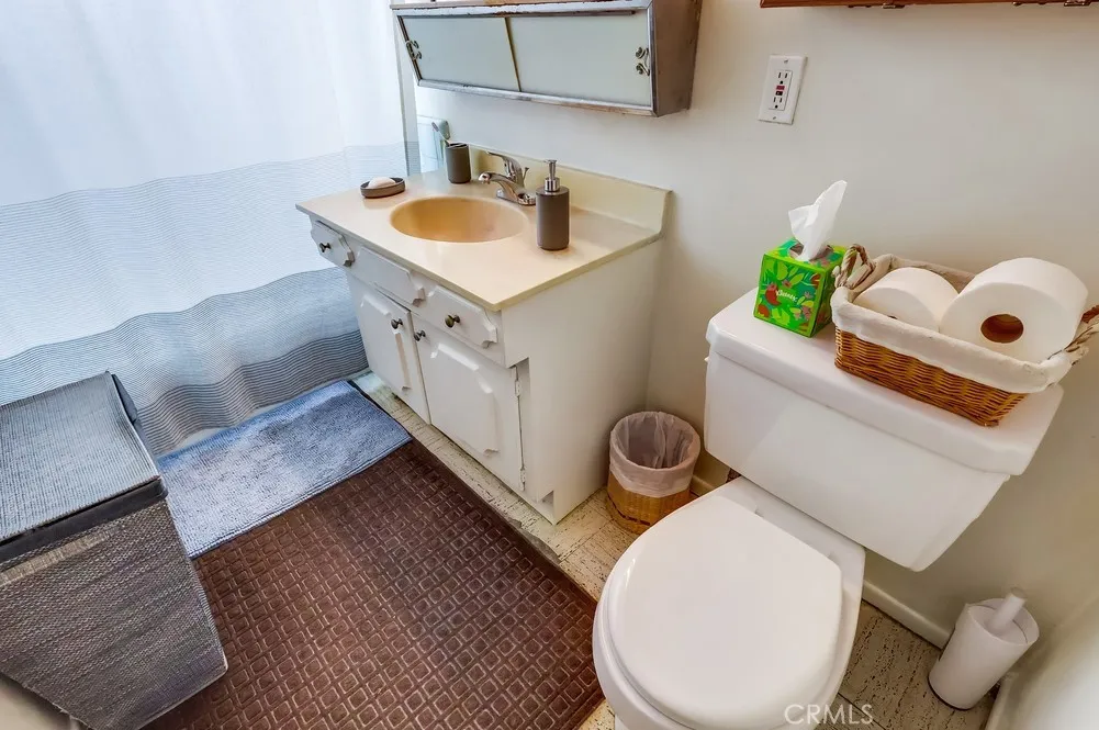 4637 N Elspeth, Covina, California 91722 home-pic-33