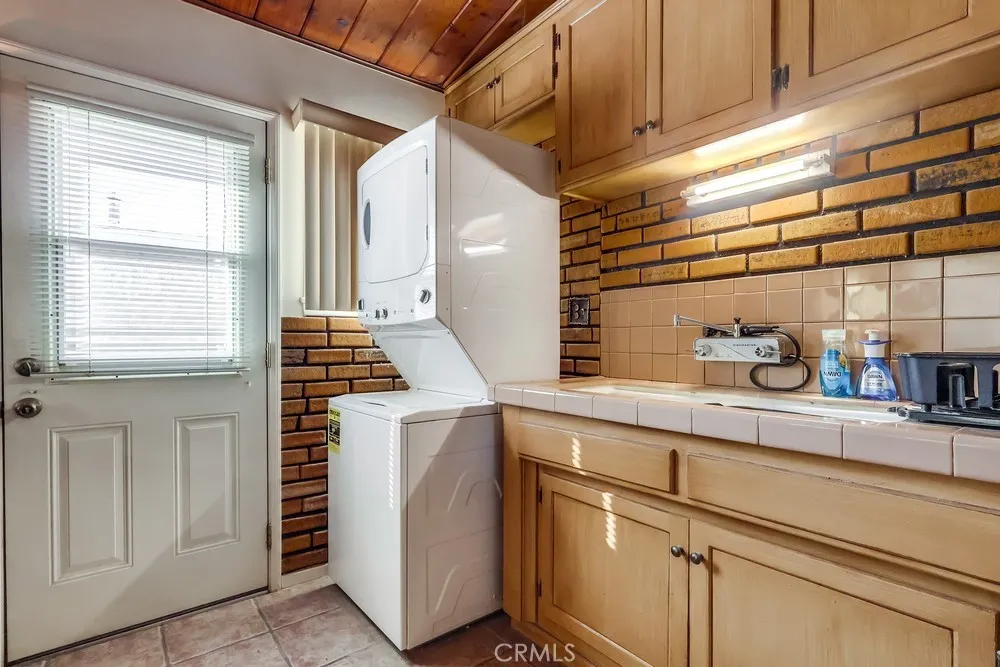 4637 N Elspeth, Covina, California 91722 home-pic-28