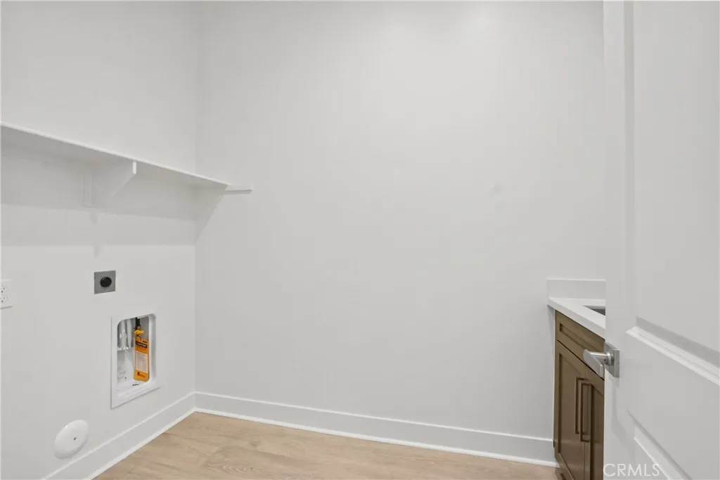 4610 Avondale Court, Chino, California 91710 home-pic-7