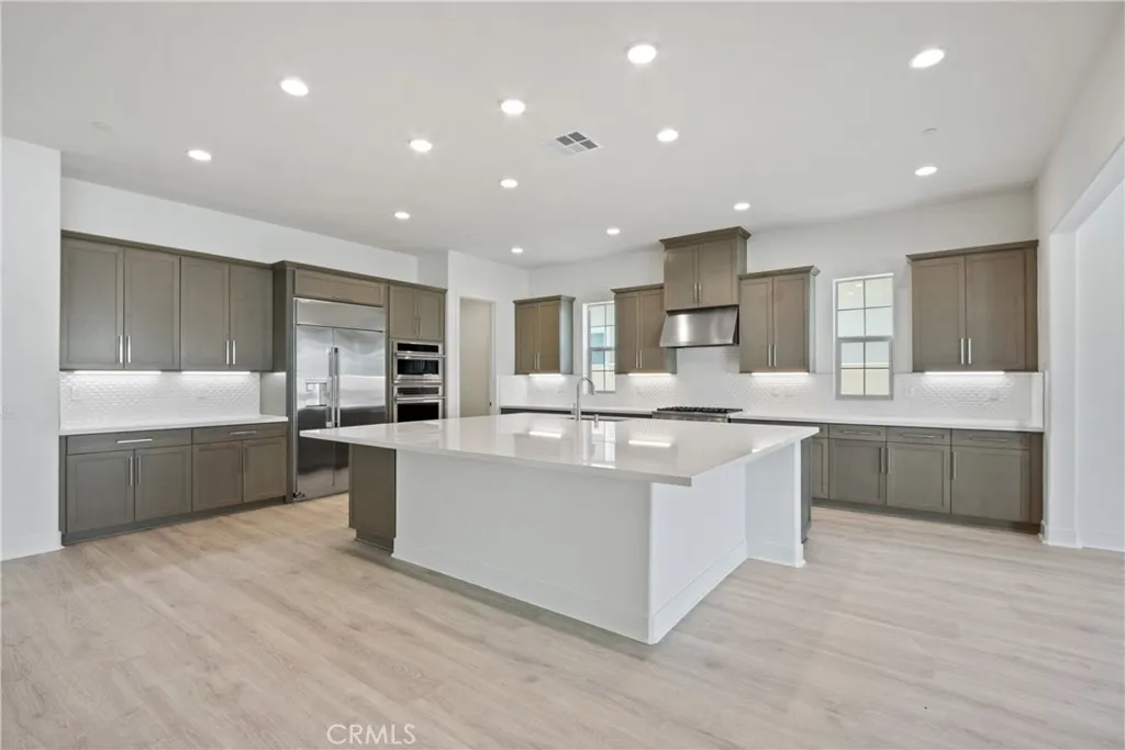 4610 Avondale Court, Chino, California 91710 home-pic-3