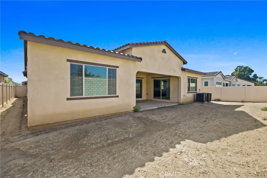 4610 Avondale Court, Chino, California 91710 home-pic-15