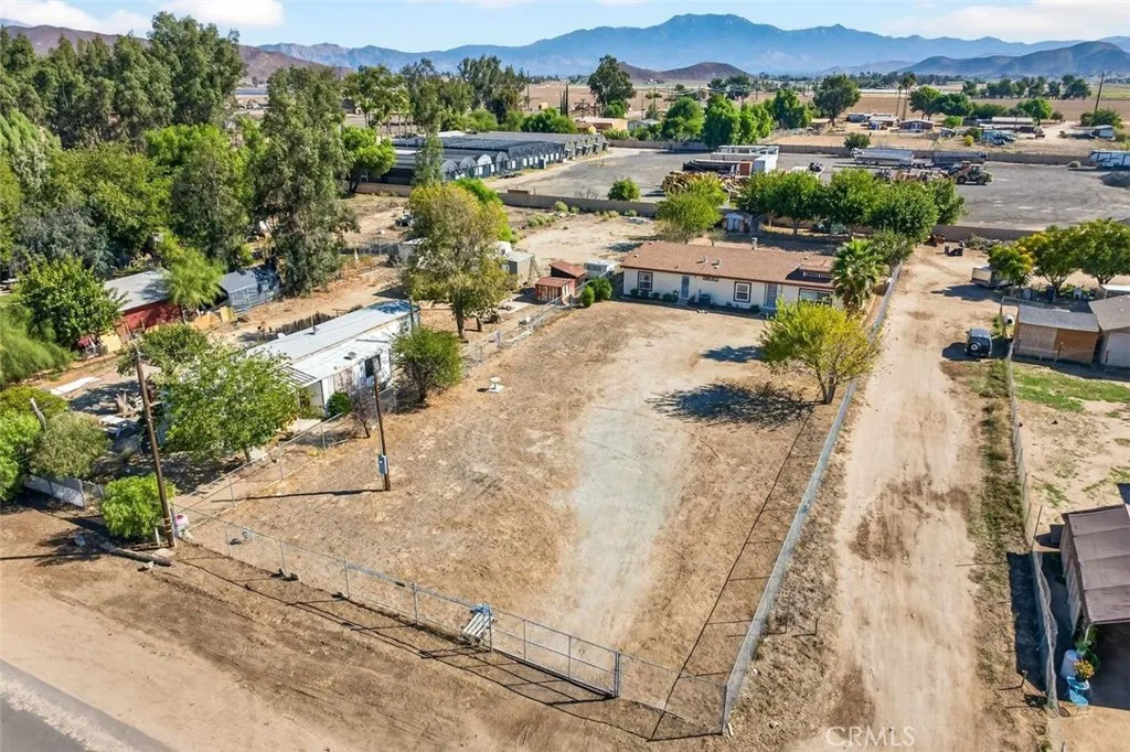 28576 Whittier, Winchester, California 92596 home-pic-0