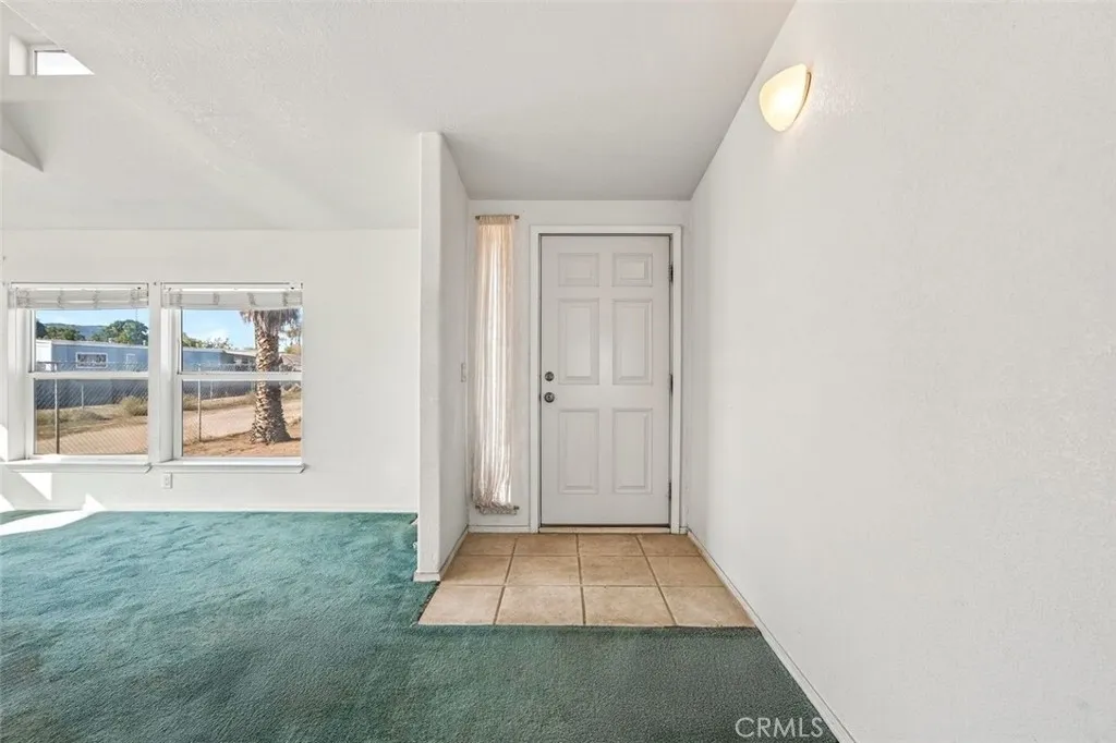 28576 Whittier, Winchester, California 92596 home-pic-22
