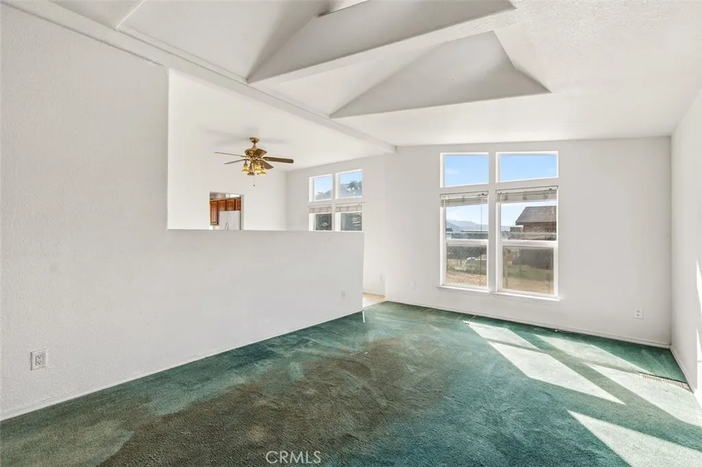 28576 Whittier, Winchester, California 92596 home-pic-9