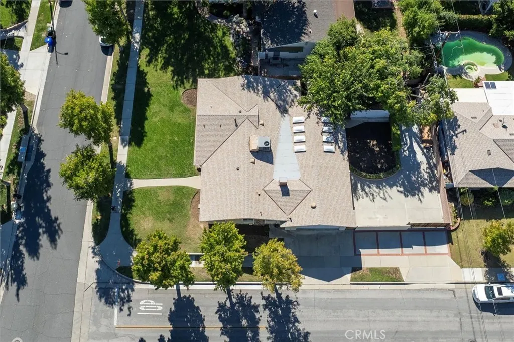 25085 Highspring, Newhall, California 91321 home-pic-7