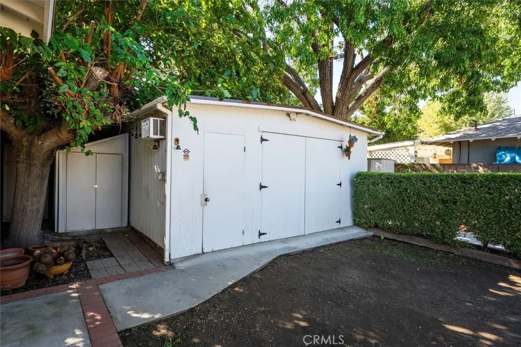 25085 Highspring, Newhall, California 91321 home-pic-38