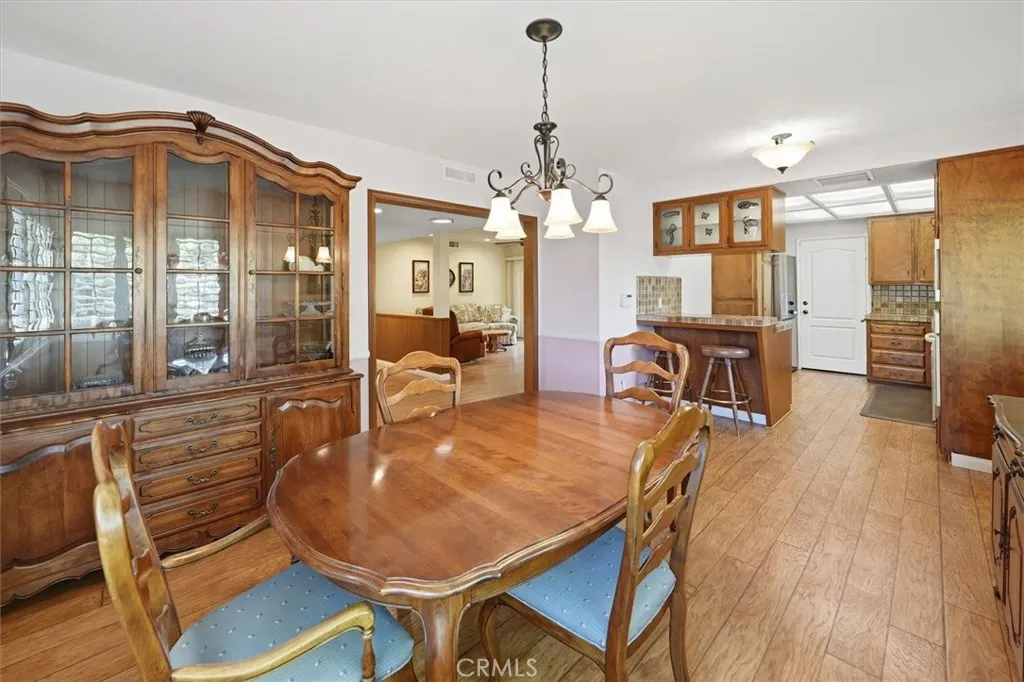 25085 Highspring, Newhall, California 91321 home-pic-18