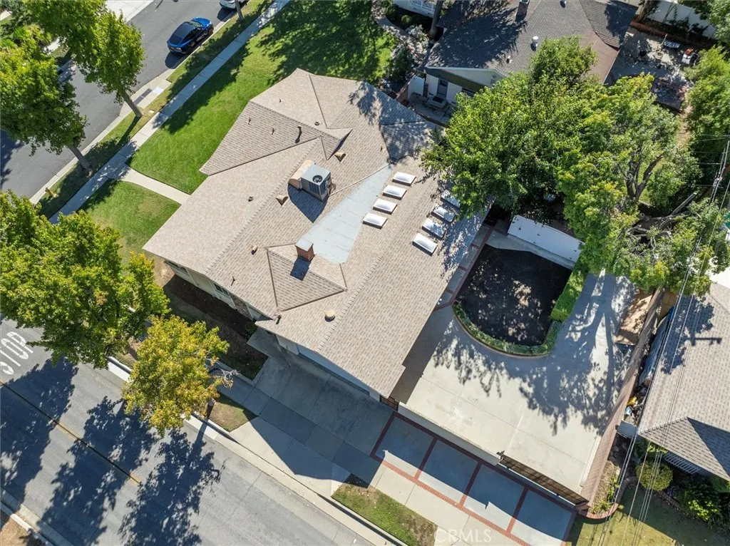 25085 Highspring, Newhall, California 91321 home-pic-8