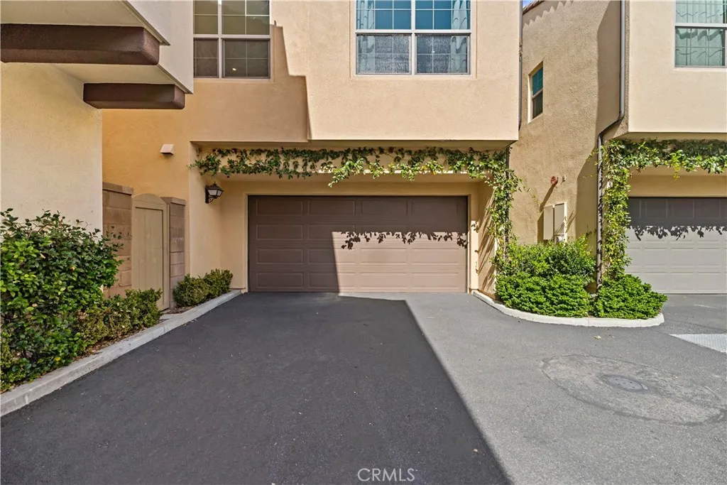 135 Messenger, Irvine, California 92618 home-pic-36