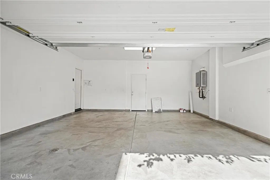 135 Messenger, Irvine, California 92618 home-pic-29