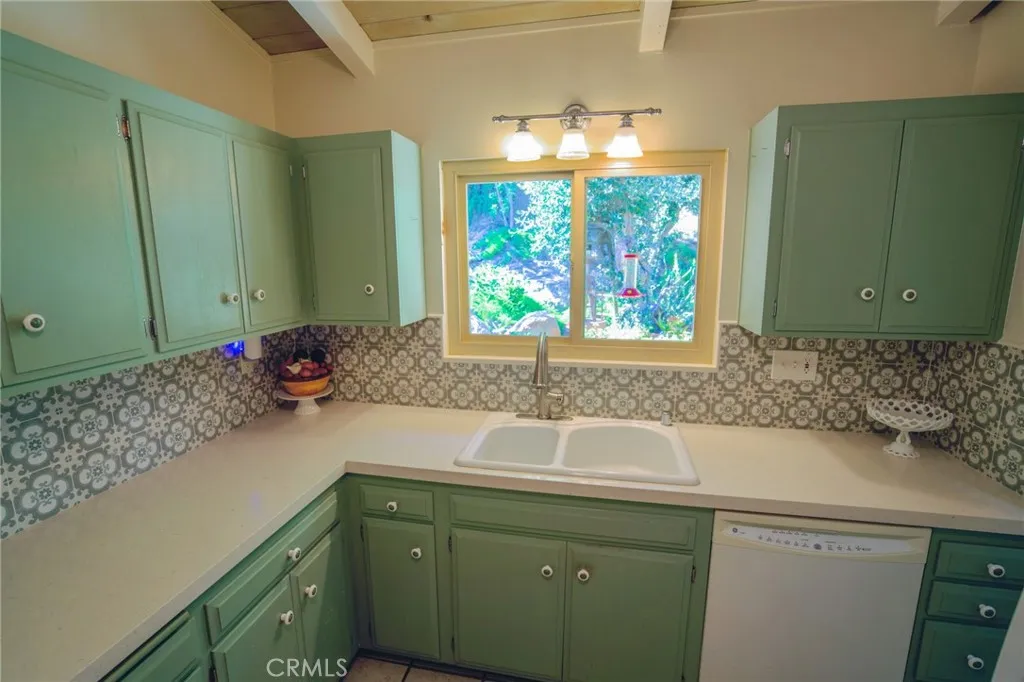 3317 Via Altamira, Fallbrook, California 92028 home-pic-13