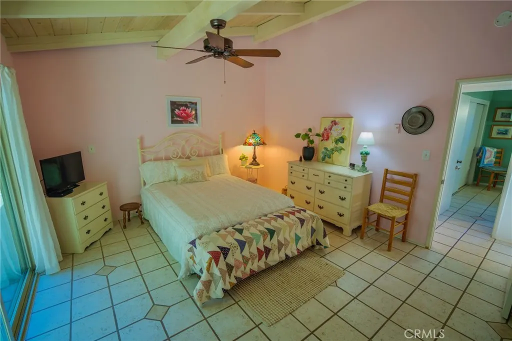 3317 Via Altamira, Fallbrook, California 92028 home-pic-18