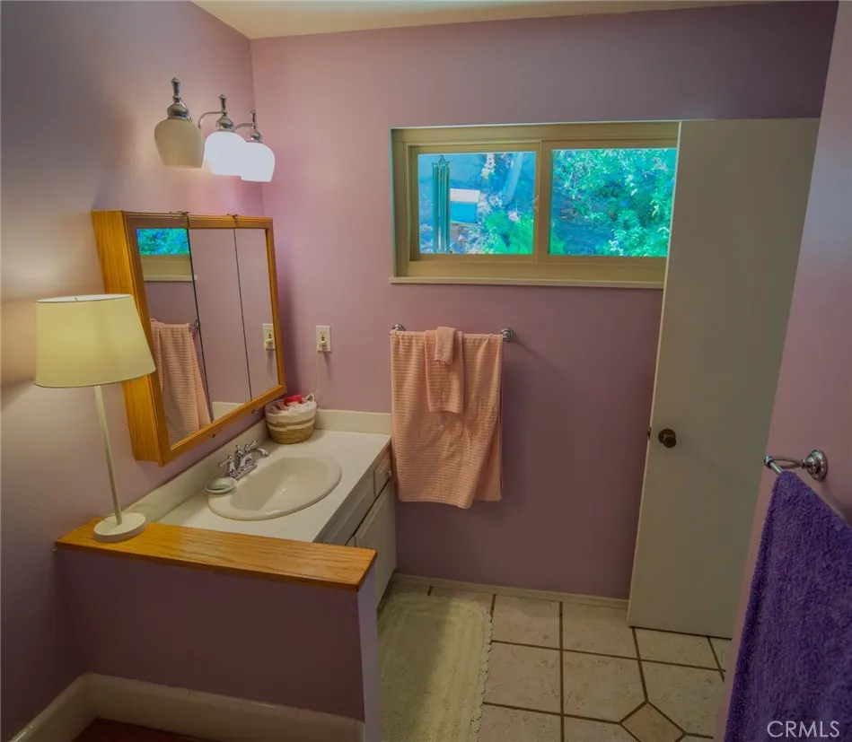 3317 Via Altamira, Fallbrook, California 92028 home-pic-22