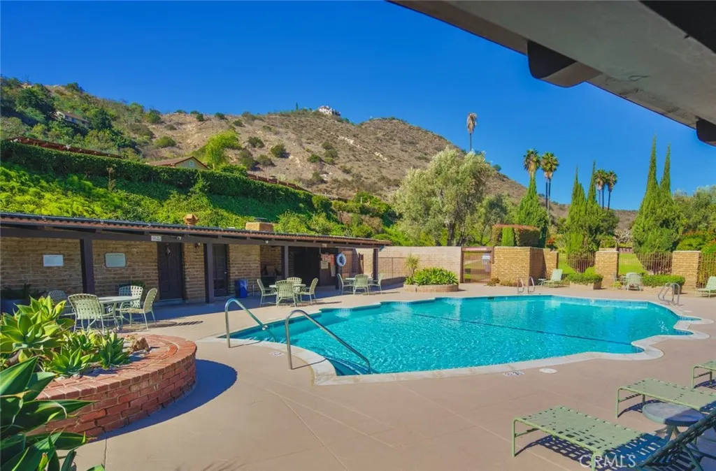3317 Via Altamira, Fallbrook, California 92028 home-pic-34