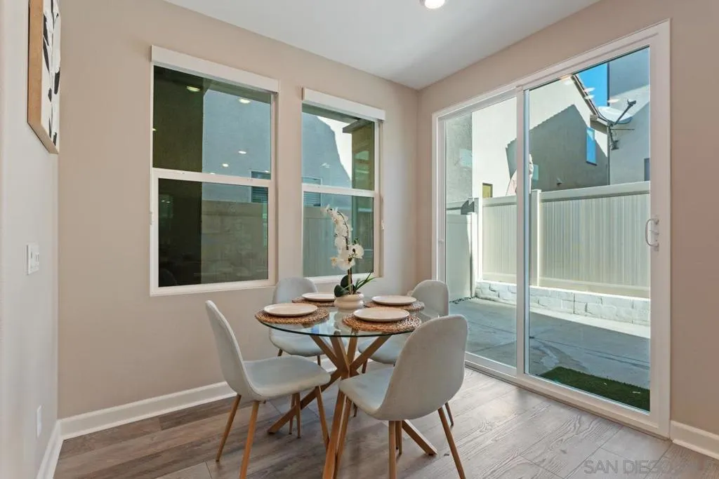 1938 Julie Dawn Pl, Escondido, California 92026 home-pic-19