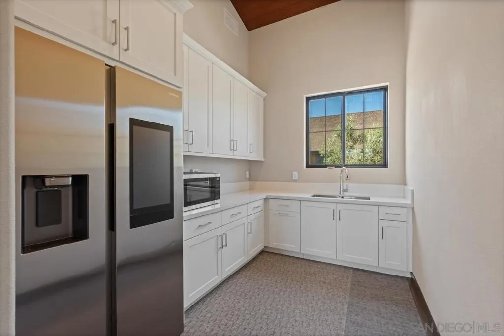 1938 Julie Dawn Pl, Escondido, California 92026 home-pic-65