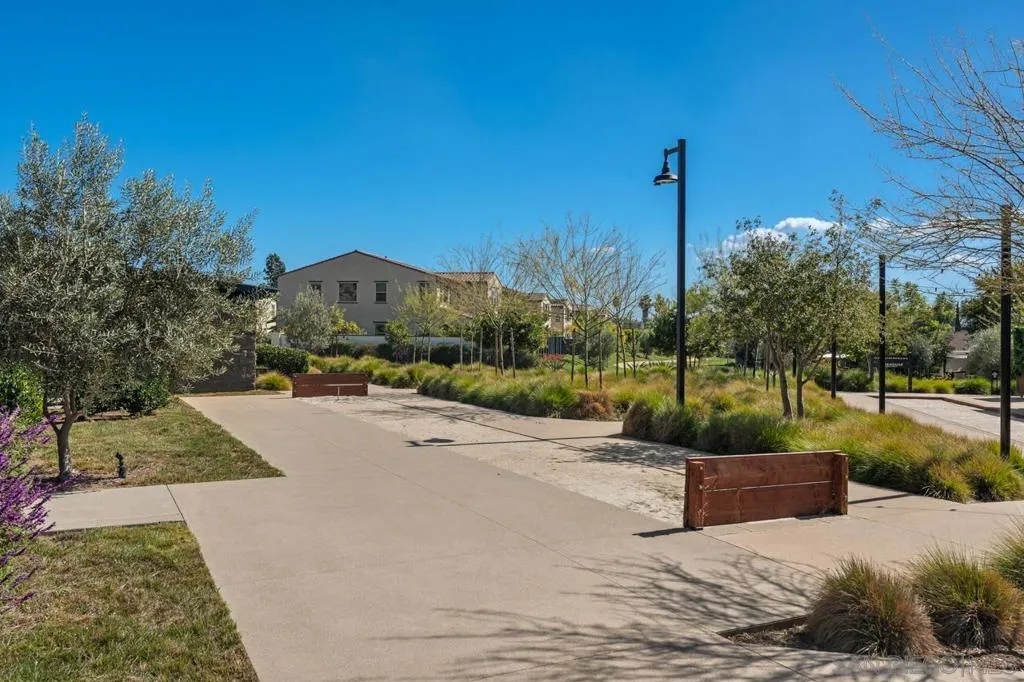 1938 Julie Dawn Pl, Escondido, California 92026 home-pic-66