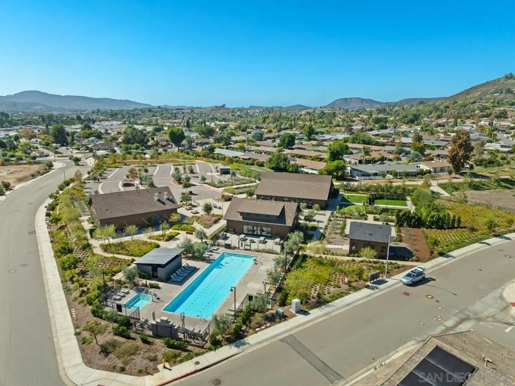 1938 Julie Dawn Pl, Escondido, California 92026 home-pic-57