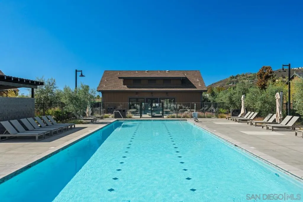 1938 Julie Dawn Pl, Escondido, California 92026 home-pic-60