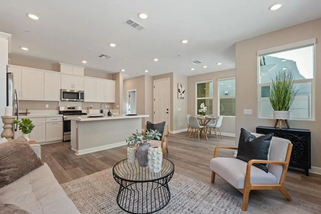 1938 Julie Dawn Pl, Escondido, California 92026 home-pic-13