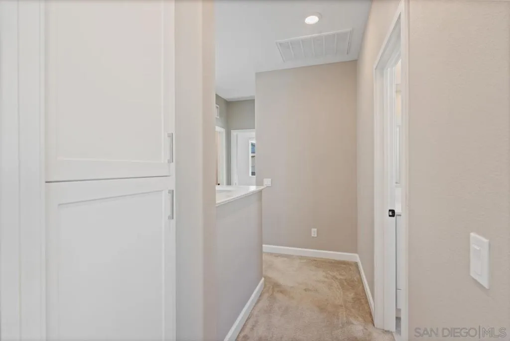 1938 Julie Dawn Pl, Escondido, California 92026 home-pic-30