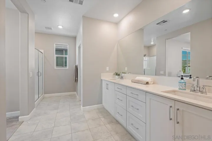 1938 Julie Dawn Pl, Escondido, California 92026
