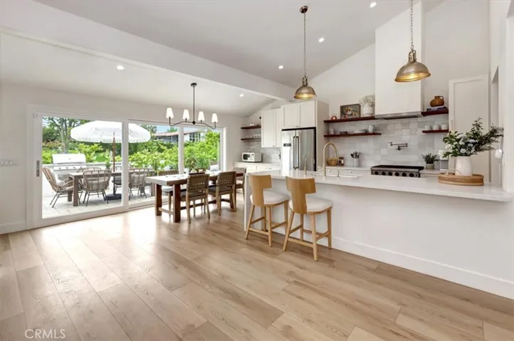 503 Vista Grande, Newport Beach, California 92660