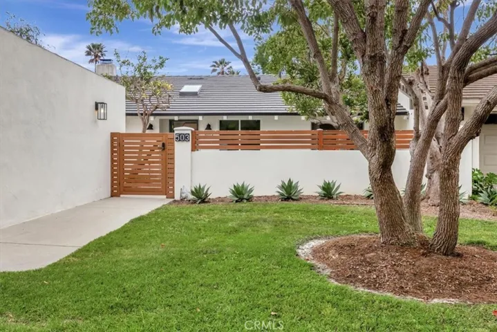 503 Vista Grande, Newport Beach, California 92660