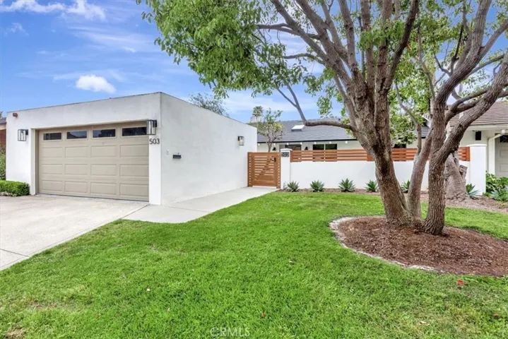 503 Vista Grande, Newport Beach, California 92660