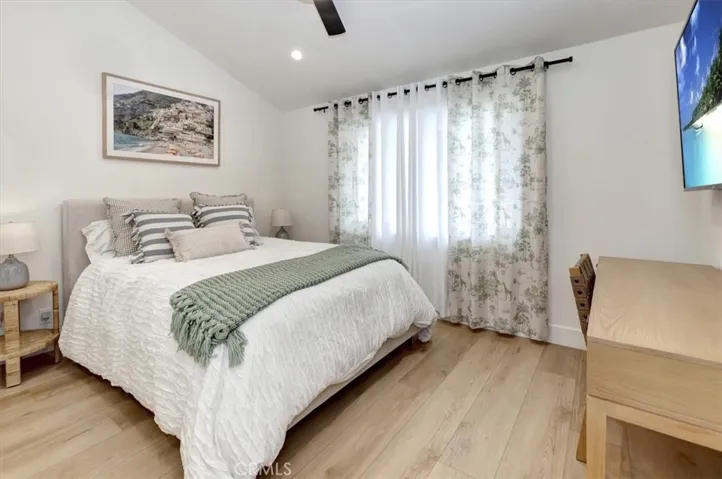 503 Vista Grande, Newport Beach, California 92660