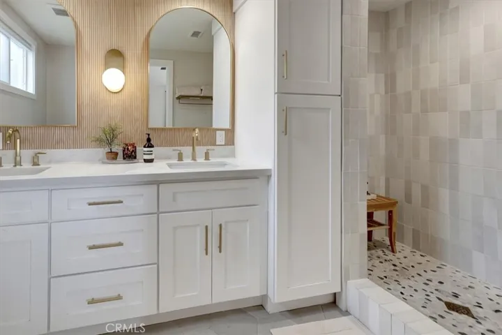Master bathroom