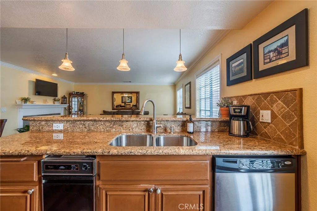 1043 W 12th, San Pedro, California 90731 home-pic-5