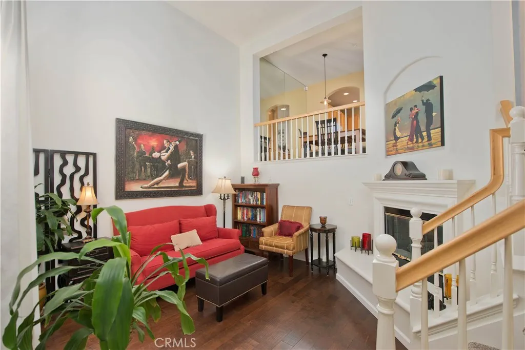 28254 Canterbury Court, Valencia, California 91354 home-pic-14