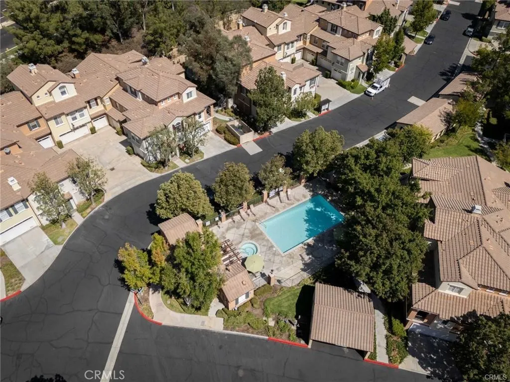 28254 Canterbury Court, Valencia, California 91354 home-pic-31