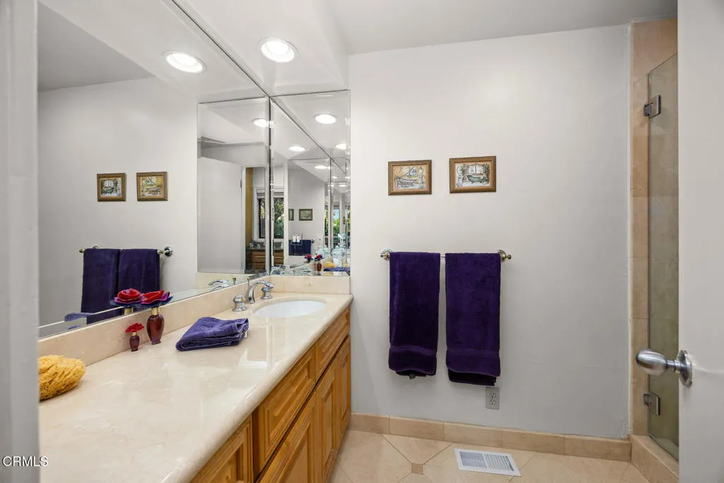 1304 Padres Trail, La Canada Flintridge, California 91011 home-pic-43