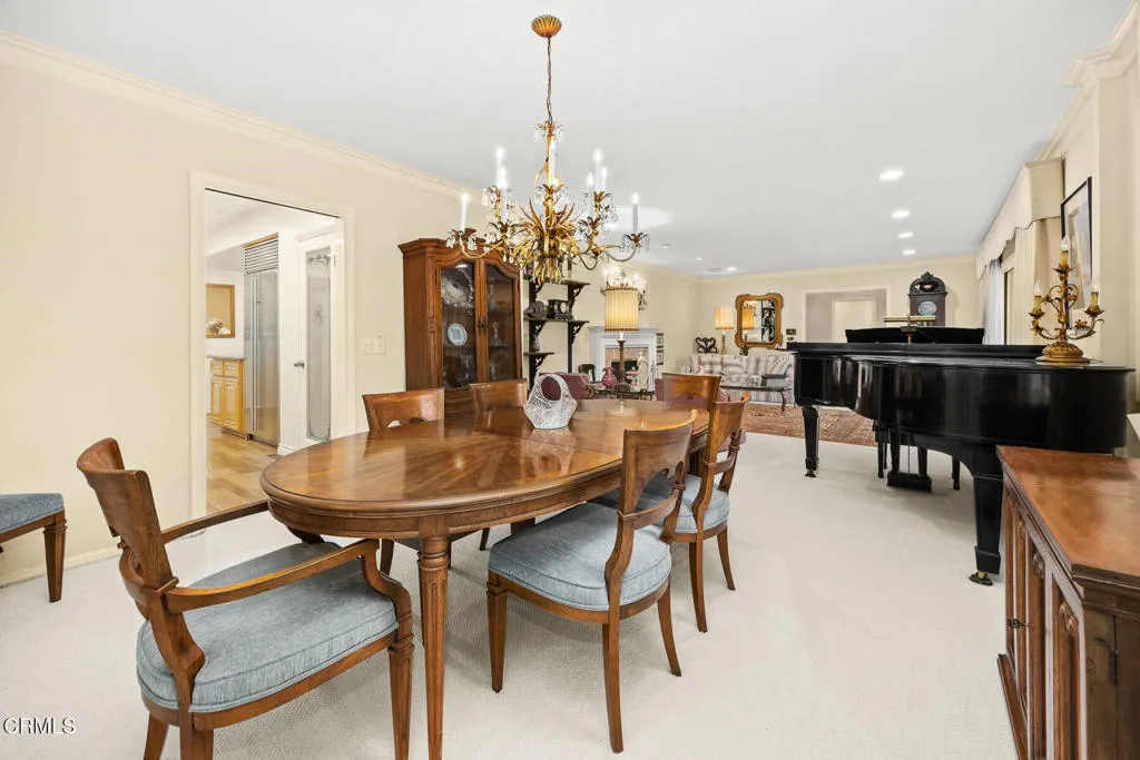 1304 Padres Trail, La Canada Flintridge, California 91011 home-pic-15