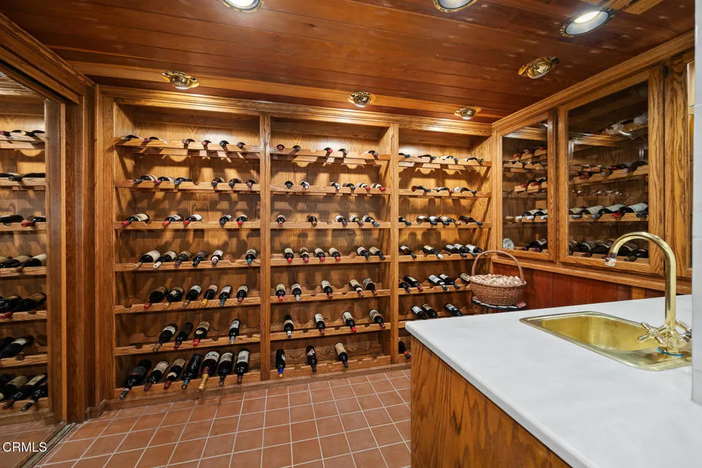 1304 Padres Trail, La Canada Flintridge, California 91011 home-pic-27