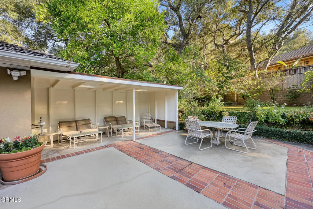 1304 Padres Trail, La Canada Flintridge, California 91011 home-pic-53