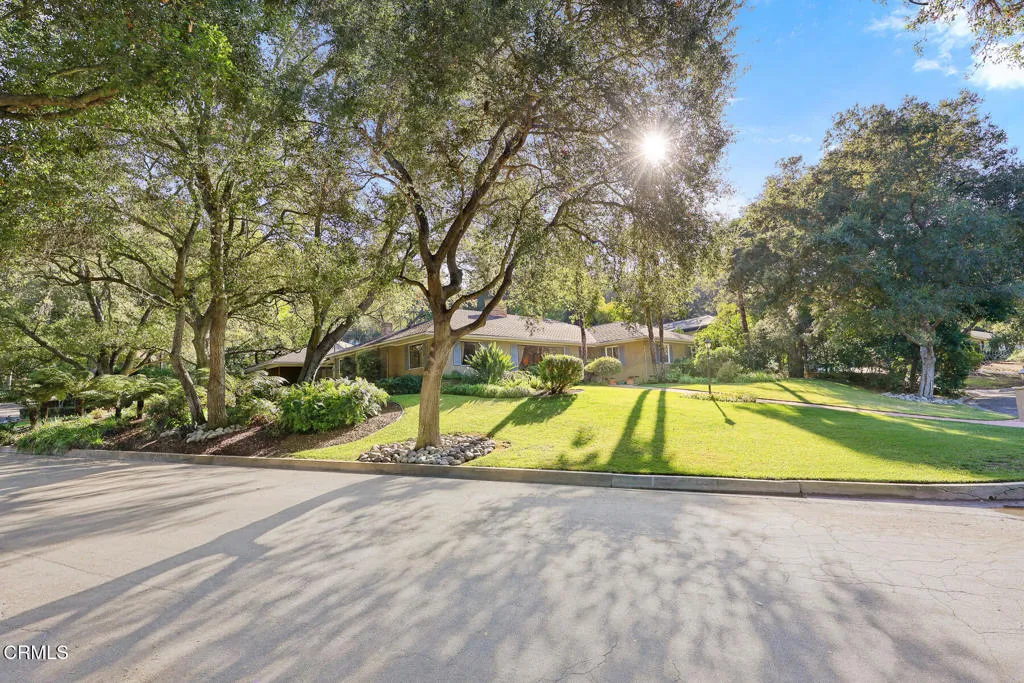 1304 Padres Trail, La Canada Flintridge, California 91011 home-pic-69