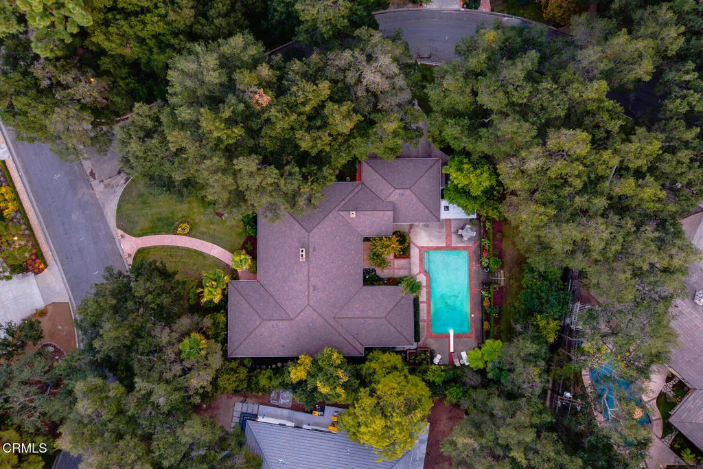 1304 Padres Trail, La Canada Flintridge, California 91011 home-pic-71