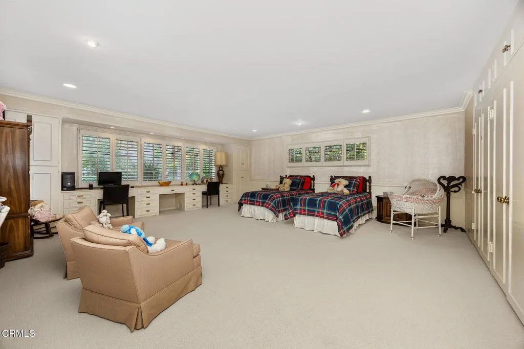 1304 Padres Trail, La Canada Flintridge, California 91011 home-pic-37