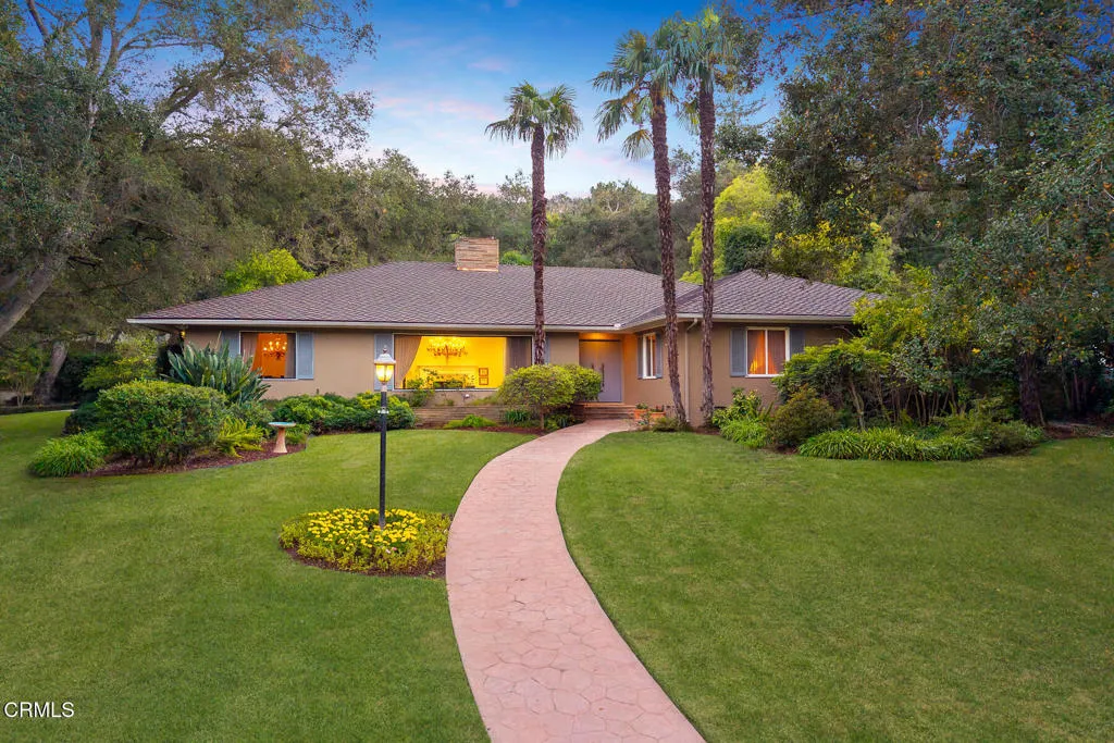 1304 Padres Trail, La Canada Flintridge, California 91011 home-pic-1